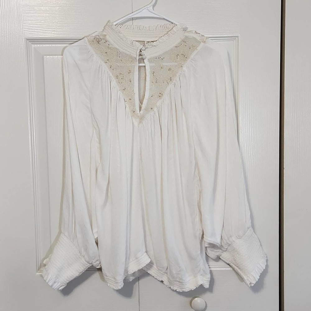 Feather Bone Anthropologie Ivory Embroidered Beaded Edda Smocked Dolman Top LG